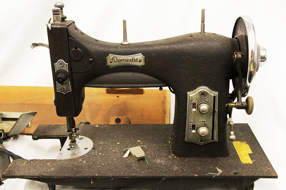 Antique Domestic Sewing Machine ~1930's Model 151