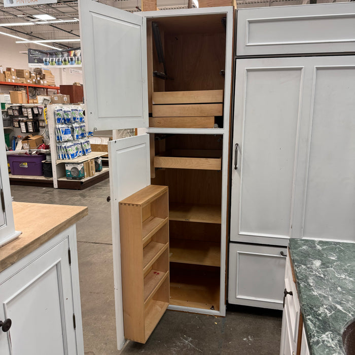 Traditional Inset White Cabinet Set W/ Banquette