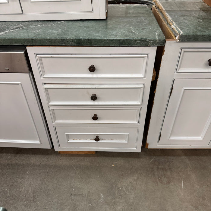 Traditional Inset White Cabinet Set W/ Banquette