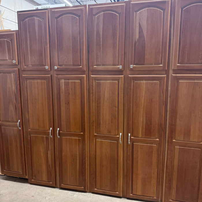 Maple Cathedral Arched Raised  Panel Cabinet Set