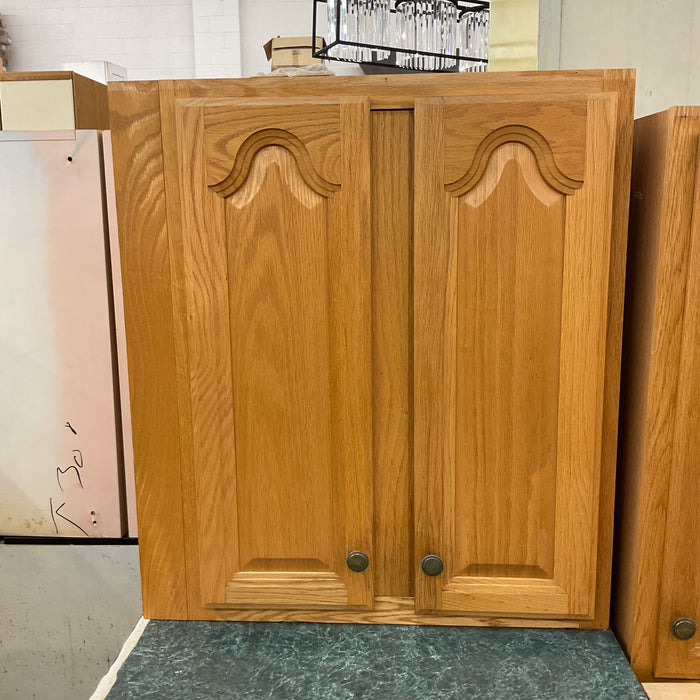 White Painted Cathedral Arched Raised Panel Cabinet Set w/Granite —  EcoBuilding Bargains