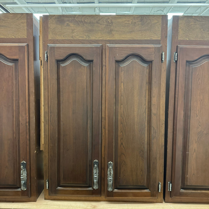 Mahogany-Stained Cabinet Set w/ Cathedral Arched Raised Paneling
