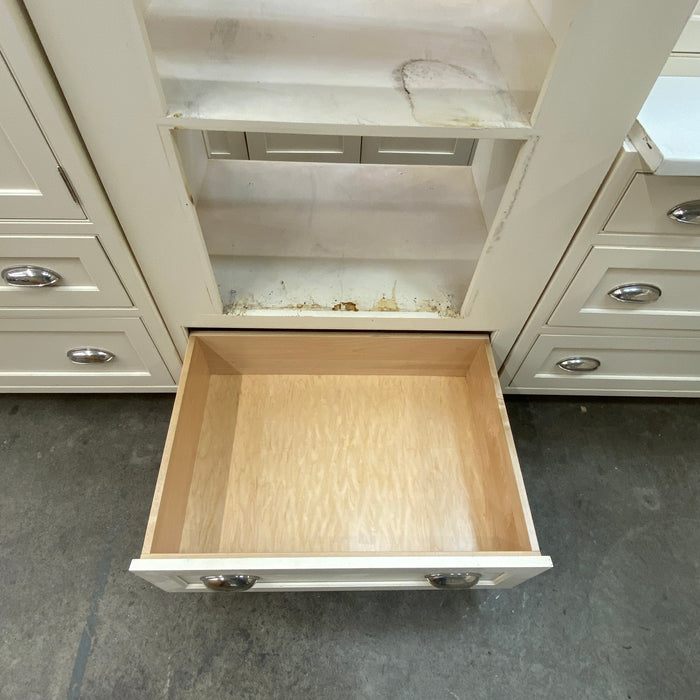 Custom Inset Cream Cabinet Set w/Contrast Island & Bench