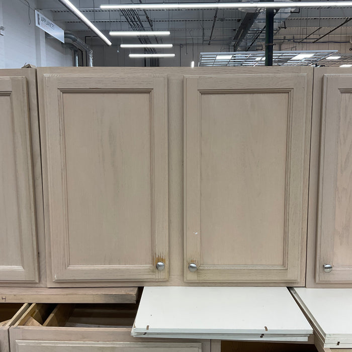 Blonde Paneled Cabinet Set w/Contrast Island