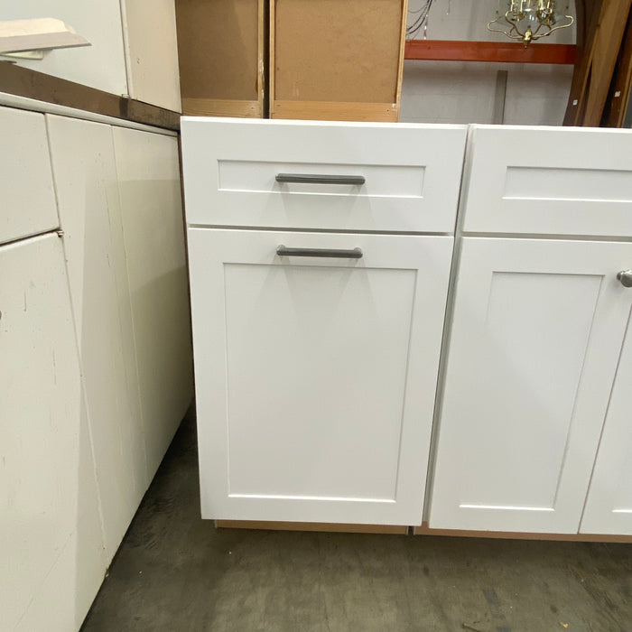 White "Shaker" Style Cabinet Set w/Large Pantry & Countertop