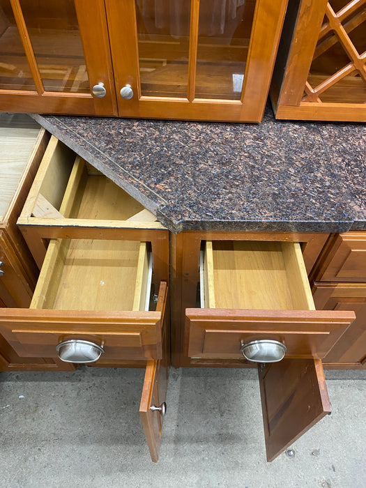 Classic Maple Glass Paneled Cabinet Set w/Wine Rack