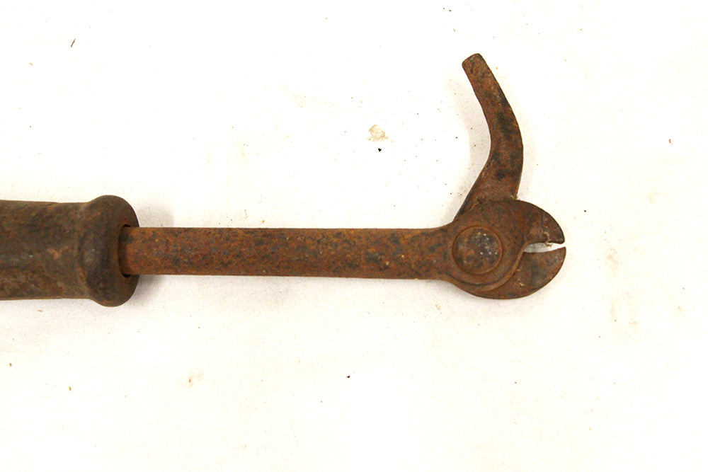 Antique Nail Puller